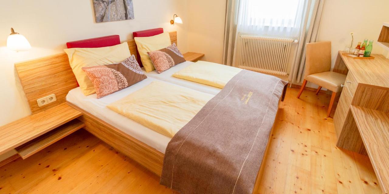 Pension Gaestehaus Heller Weissenkirchen in der Wachau Ngoại thất bức ảnh