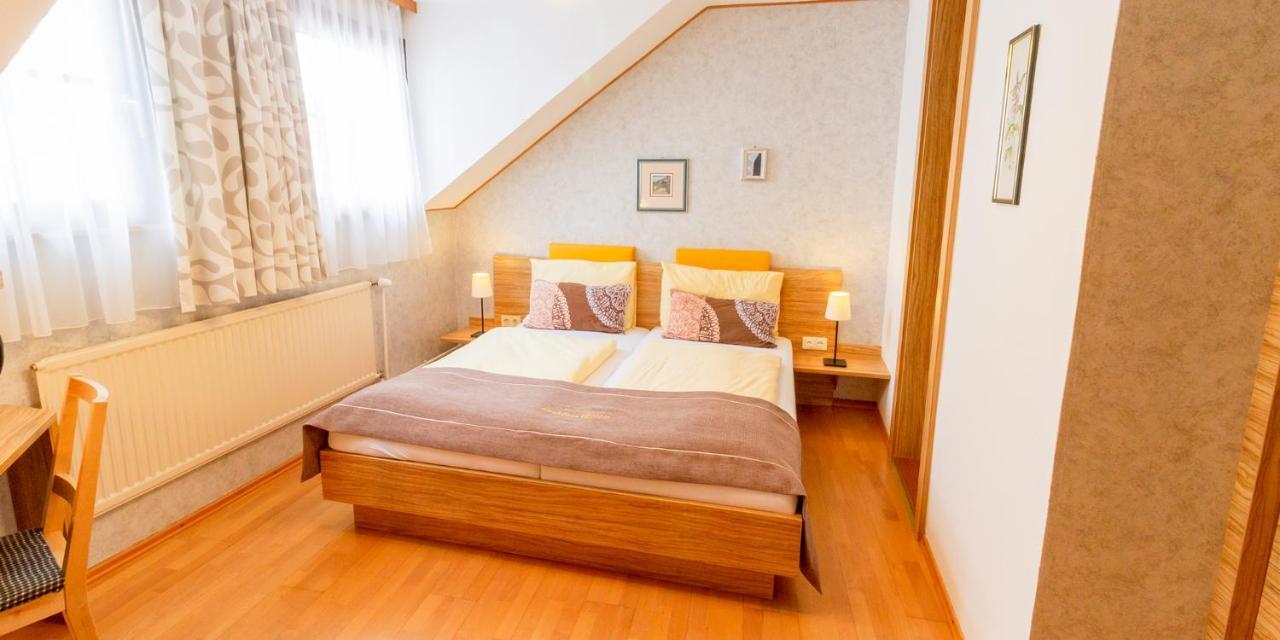 Pension Gaestehaus Heller Weissenkirchen in der Wachau Ngoại thất bức ảnh